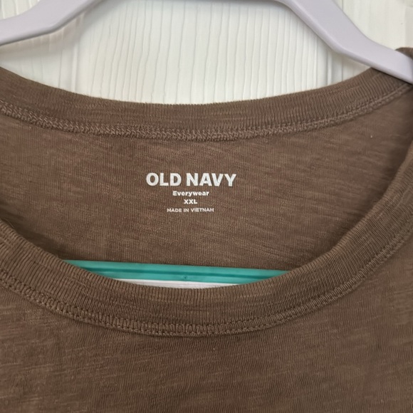 Women’s XXL Old Navy Light Brown T-Shirt - Picture 2 of 3